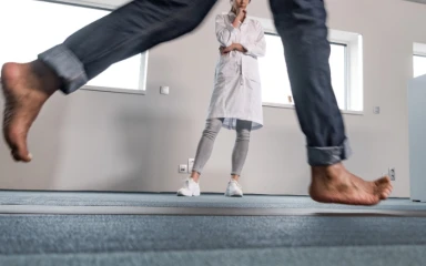 Jaunā podometrijas iekārta ''Materialise Phits Suite'' palīdz uzlabot dzīves kvalitāti daudziem pacientiem